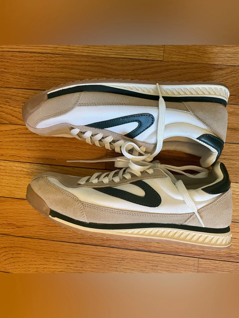 Tretorn White and Green Sneakers with Beige Suede Size 8